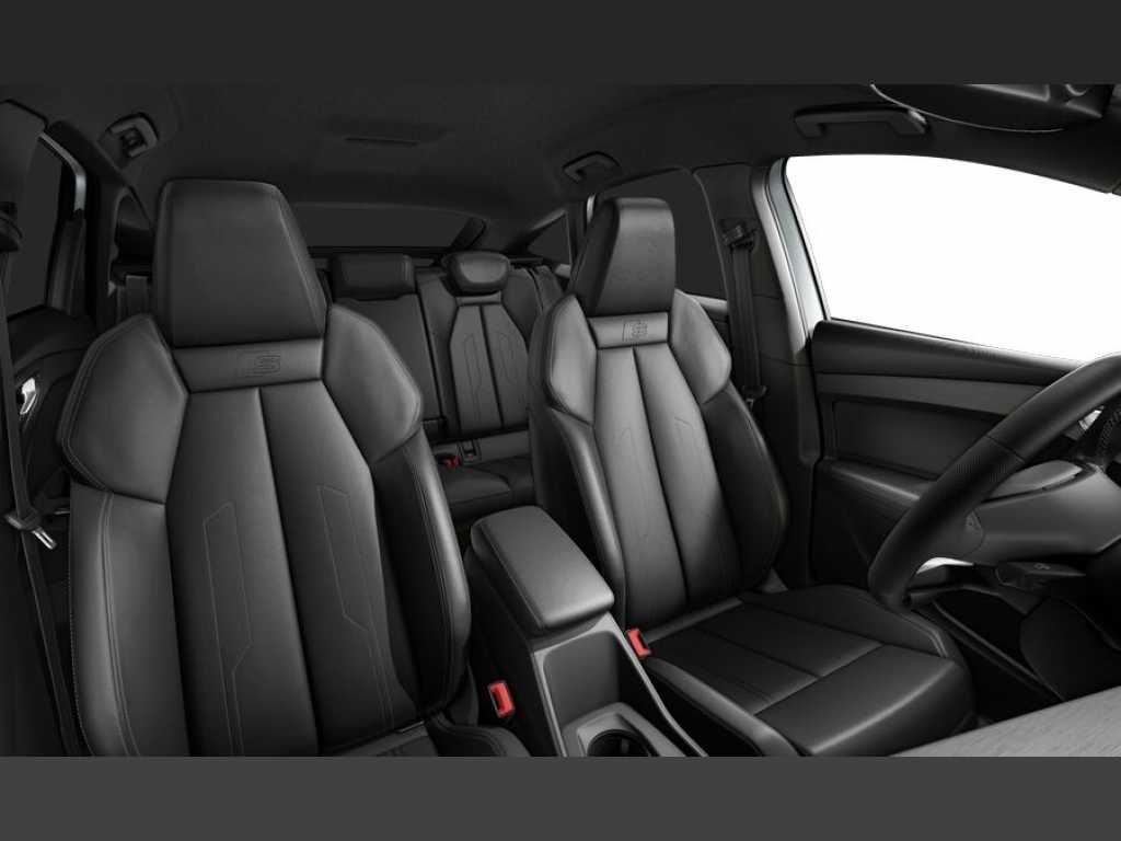 Audi Q4 e-tron Sportback 55 UPE 82.605 € S New vehicle kaufen
